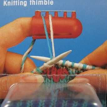 Knitting thimble